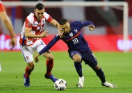 开云-力压竞争对手，巴伦西亚欲在客场战胜巴塞罗那的简单介绍